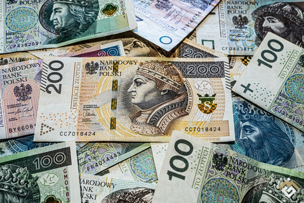 ⚡️ Brookfield wins court approval for Polish solar buyout