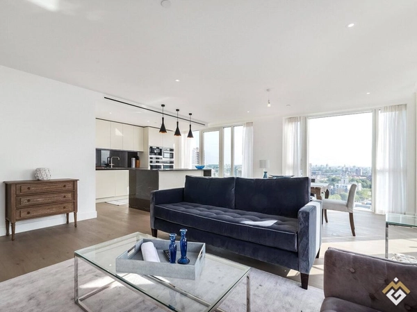 Admiralty House, 150 Vaughan Way, E1W