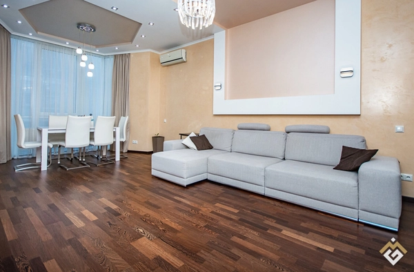 Продаж 4к квартири 149.4 кв. м  на вул. Юлії Здановської 73Г