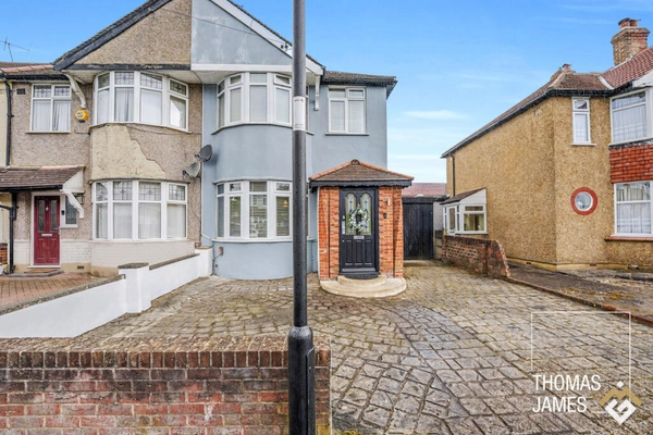 St Edmunds Road, London, N9
