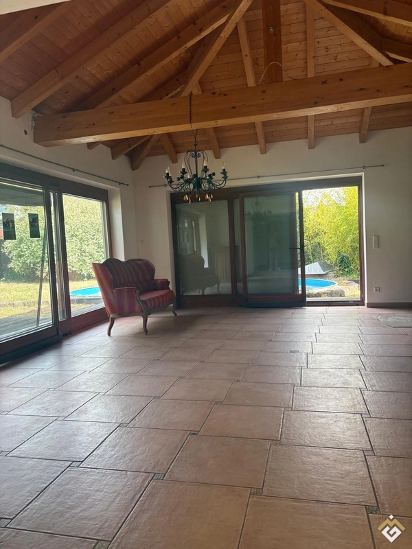 Two-family house Nürnberg Katzwang - Private pool!