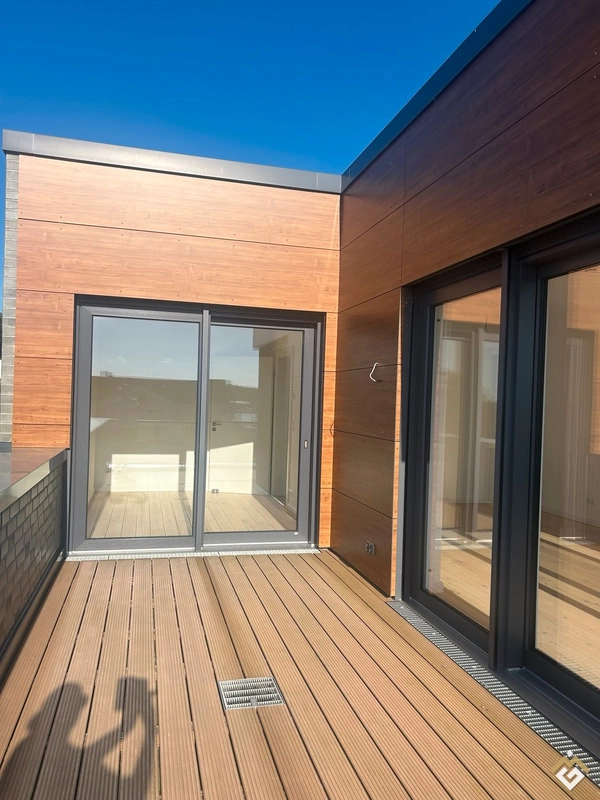 Exclusive semi-detached house in a maritime dream location