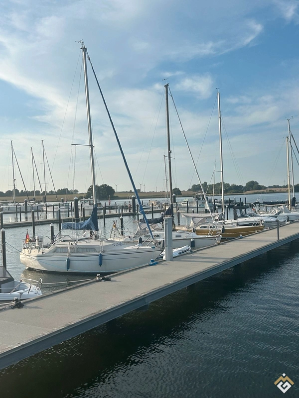 Exclusive semi-detached house in a maritime dream location