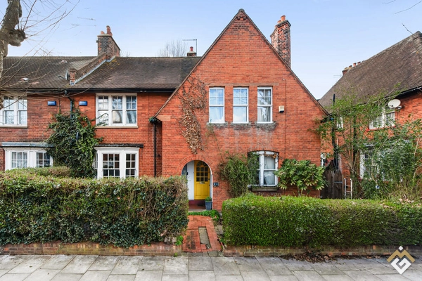 Awfield Avenue, London, N17