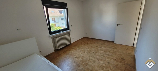Mostly renovated house in Klütviertel seeks nice family!