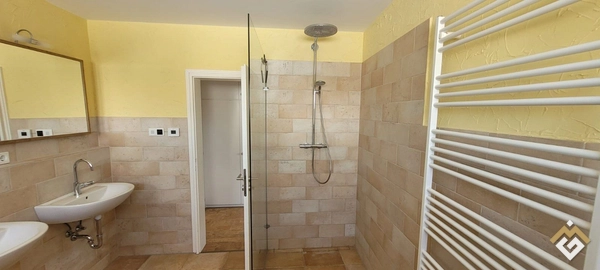 Mostly renovated house in Klütviertel seeks nice family!