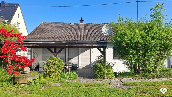 Stadtlage trifft Gartenidylle