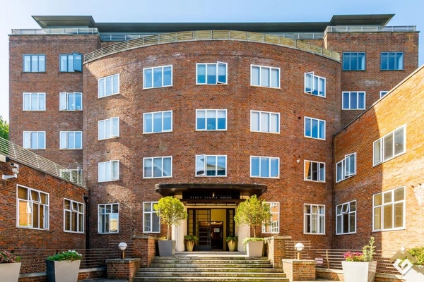 Upper Richmond Road, Putney, London, SW15