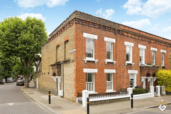 Tyneham Road, London, SW11