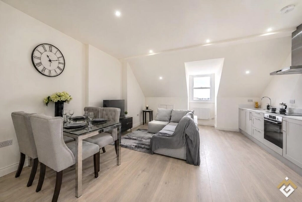 Replingham Road, Southfields, SW18