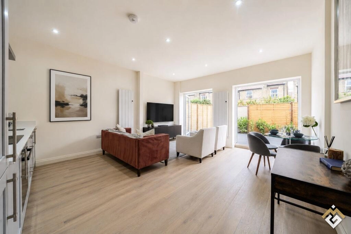 Replingham Road, Southfields, SW18