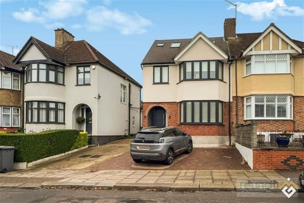 Holders Hill Drive, Hendon, NW4
