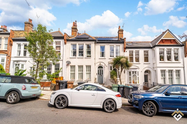 Woodland Gardens, Muswell Hill N10
