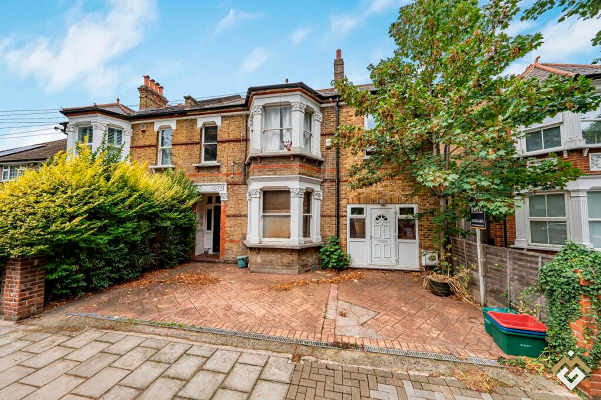 St. Stephens Road, Hounslow, TW3