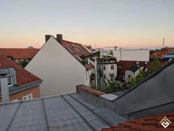 Ruhiges Dachgeschoss in Bestlage! Unvermietet!