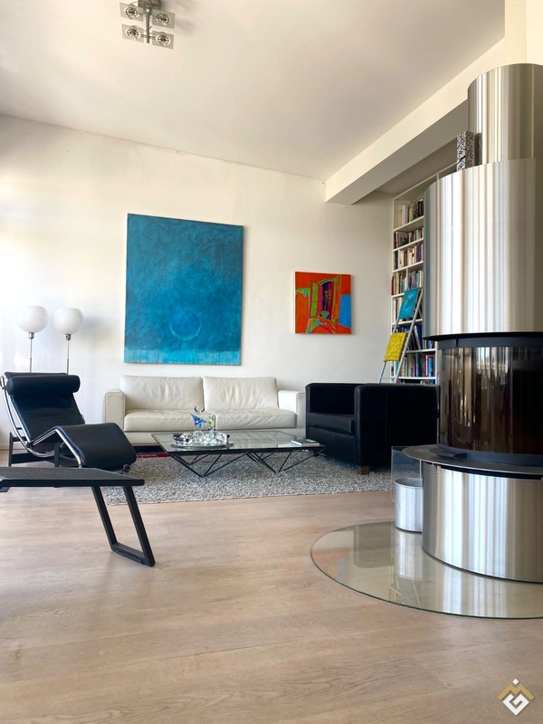 Penthouse-Flair über den Dächern des Simon-Dach-Kiezes
