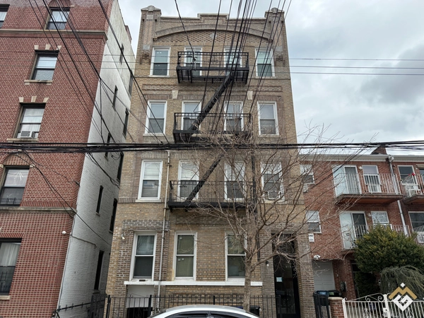 2BR 1Bath Rental in NYC 