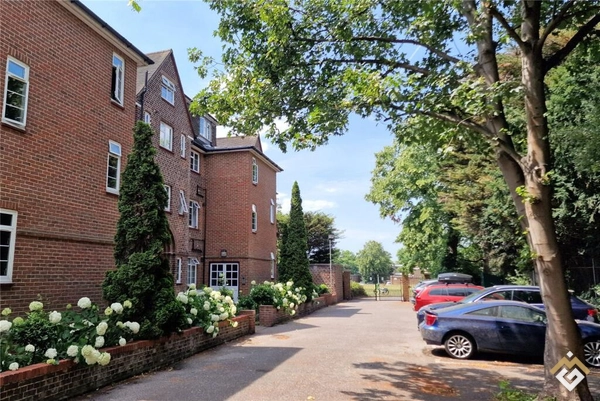 Wat Tyler Road, London