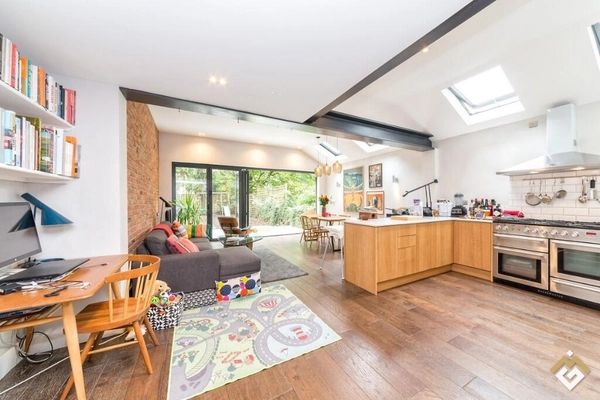 Beresford Road, Canonbury, N5