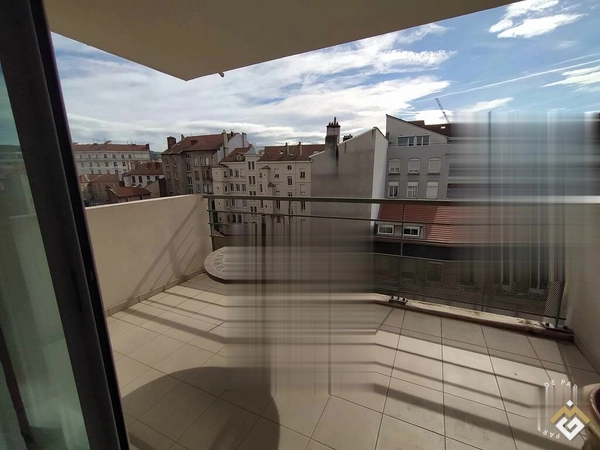 Vente appartement 5 pièces 110,47 m² Saint-Étienne (42000)			
									179.000 €