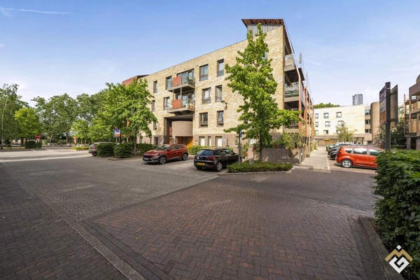 Blondin Way, London, SE16