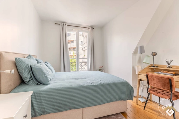 Vente appartement 4 pièces 78 m² Paris 15E (75015)			
									640.000 €