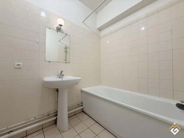 Appartement à vendre T2/F2 49.57 m² 346500 € Aristide Briand Vanves (92170)
