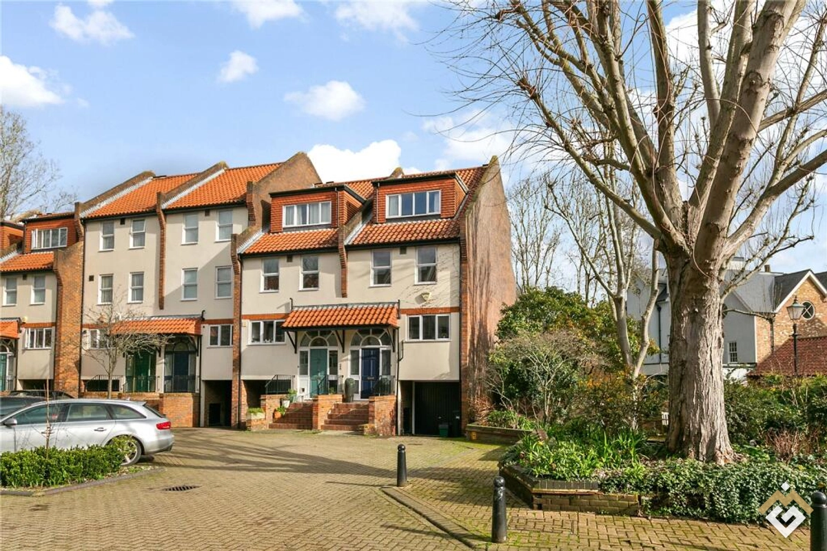 Millside Place, Old Isleworth, TW7