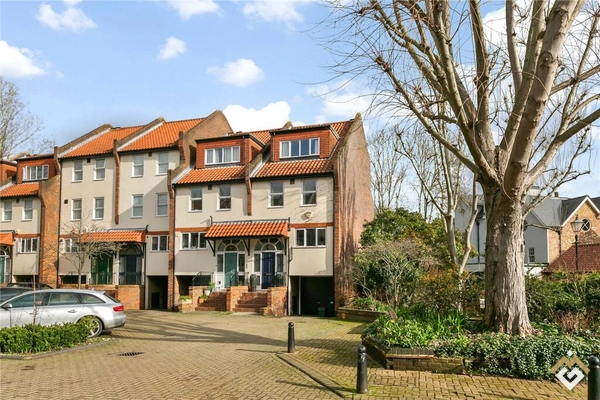 Millside Place, Old Isleworth, TW7
