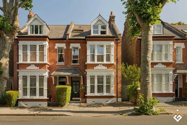 Thornton Avenue, Chiswick, London, W4