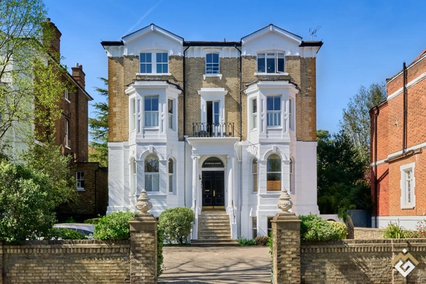 Queens Road, Richmond