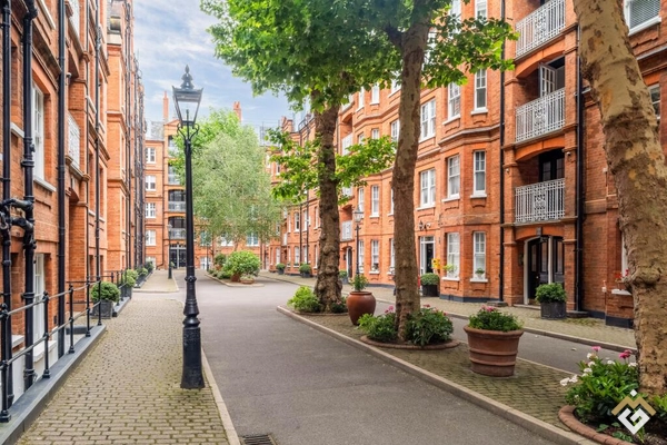 Park Walk, London, SW10