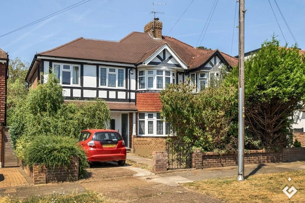 Castle Avenue, Epsom, KT17