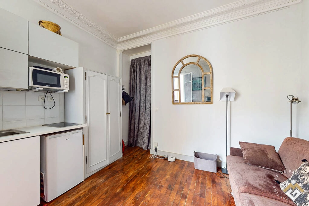 Vente studio 13,40 m² Paris 15E
169.000 €