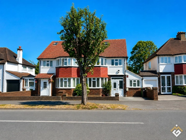 Mead Crescent, Sutton
