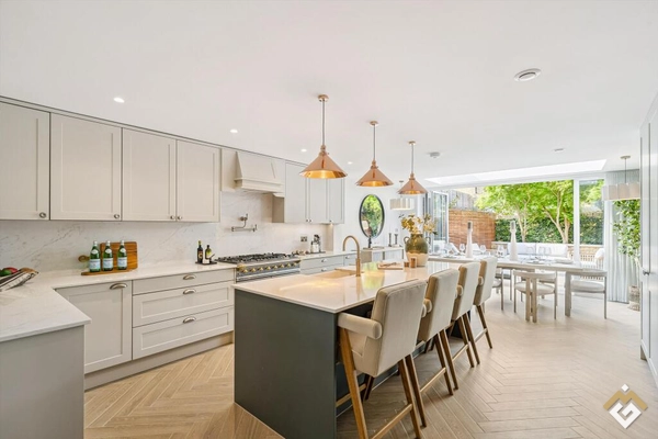 Holmead Road, London SW6