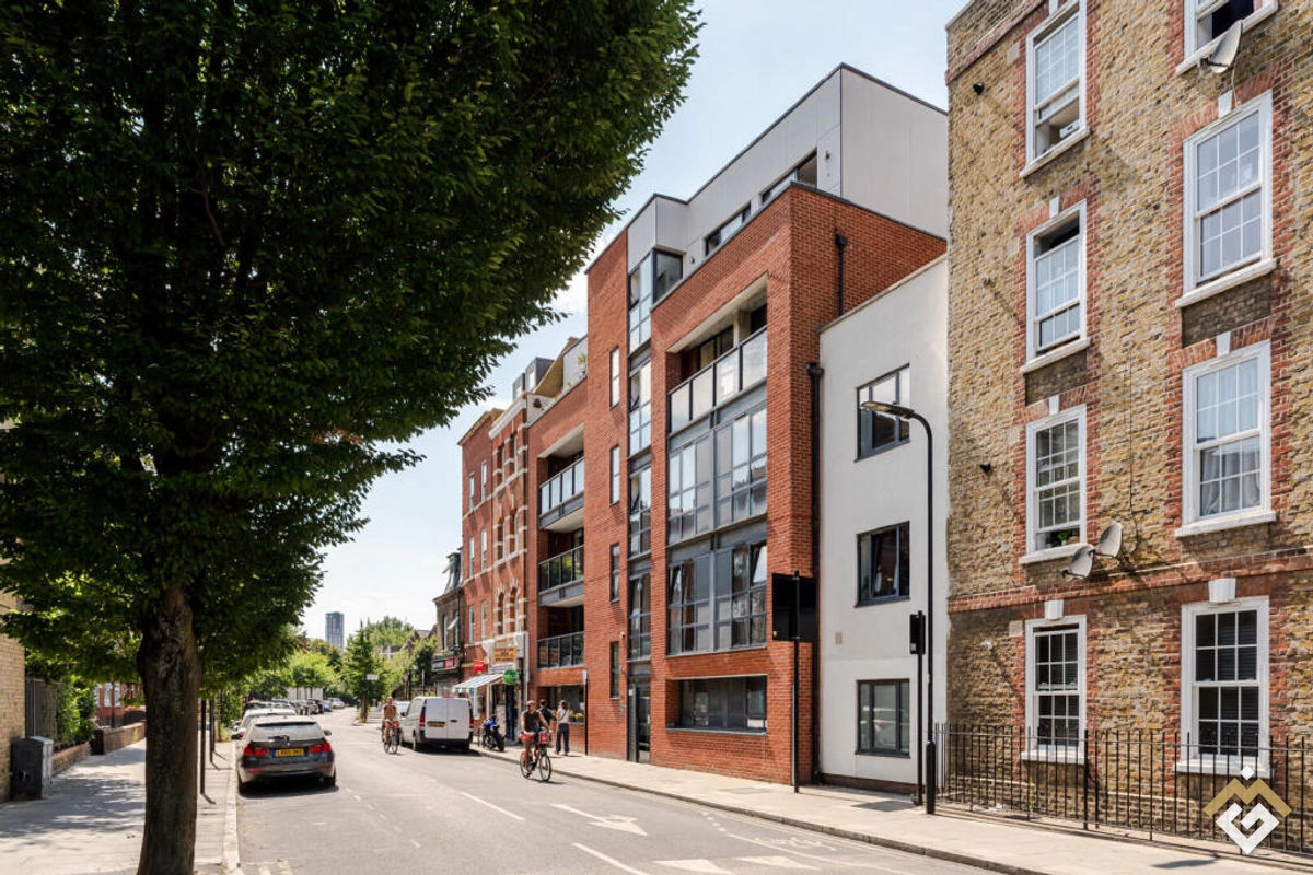 Goldsmiths Row, London