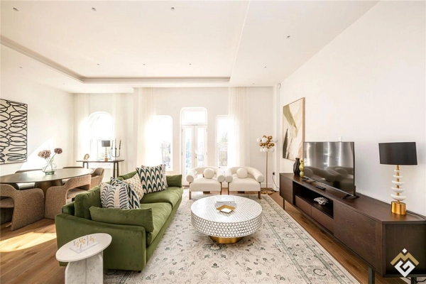 Bayswater Road, Notting Hill, London, W2