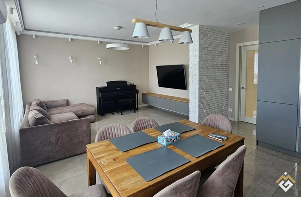 Residential in Київ, Ukraine · 118 m²