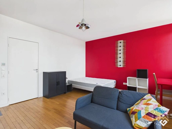 Vente studio 33 m² Paris 13E (75013)			
							270.000 €