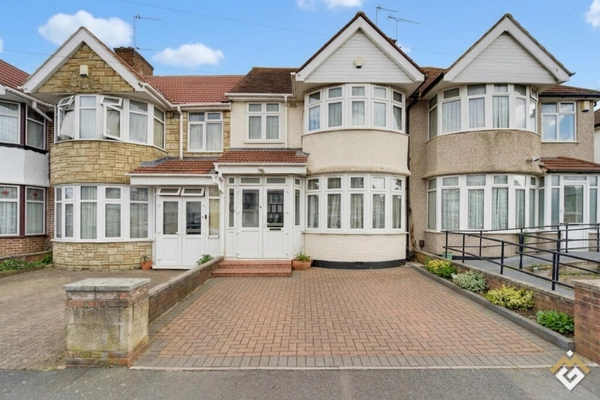 Winchester Avenue, London, NW9