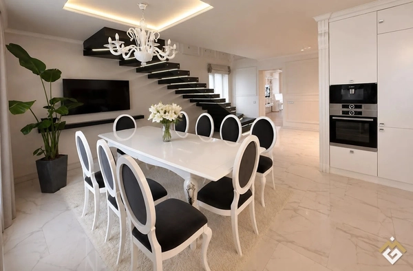 Residential in Івано-Франківськ, Ukraine · 310 m²