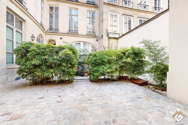 Vente appartement 4 pièces 85 m² Paris 4E			
							998.000 €