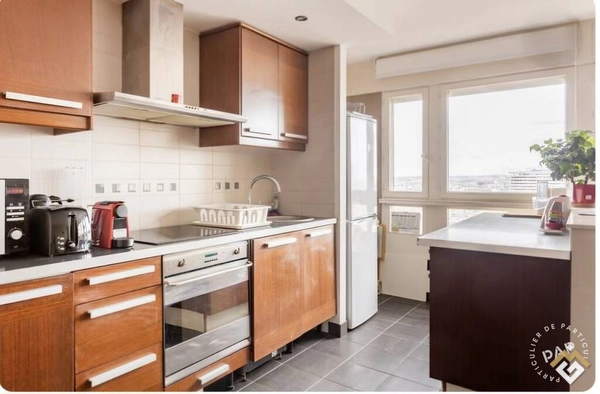 Sale of 2-room apartment 56 m² Paris 13E (75013) 430,000 €