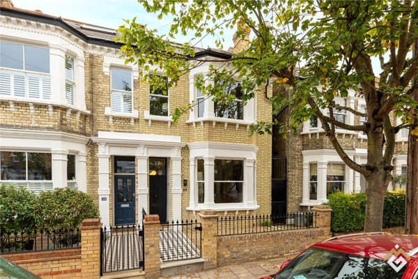 Santos Road, Putney, London, SW18