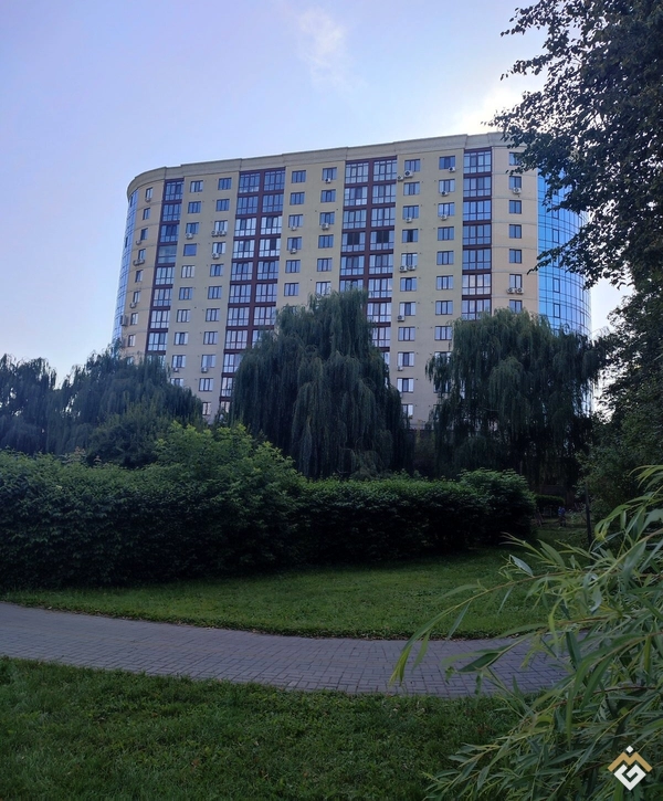 Sale of a 2-room apartment 98 sq. m on StaroMiska St. 1/1
