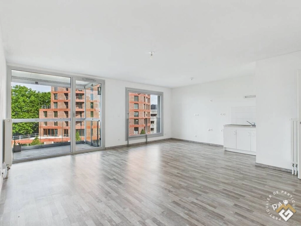 Sale of 2-room apartment 54 m² Lille (59000) 200,000 €