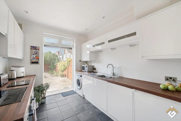 Mayford Road, Wandsworth, London SW12