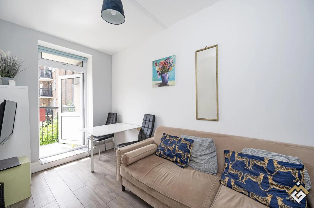 Hadfield House, Ellen Street, London, E1
