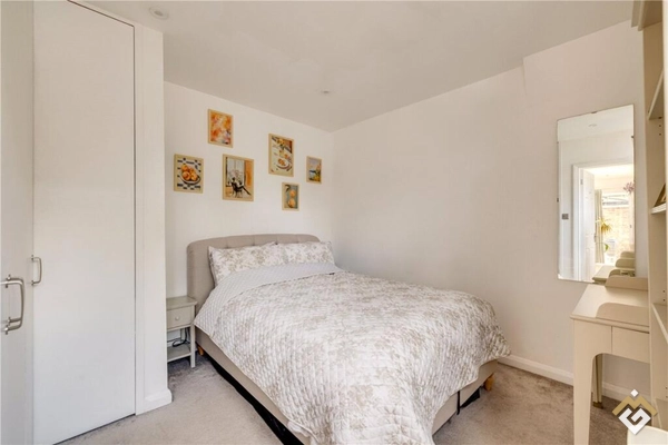 Alverstone Avenue, London, SW19